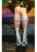 Uwięziony w mroku