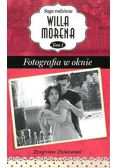 Willa Morena Tom 1 Fotografia w oknie