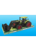 Traktor z łyżką