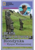 Blondynka na Wyspie Wielkanocnej