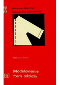 Modelowanie form odzieży