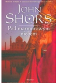 Pod marmurowy niebem