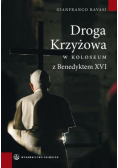 Droga Krzyżowa w koloseum z Benedyktem XVI