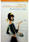 Niebieskie nitki