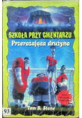 Szkoła przy cmentarzu przerażająca drużyna
