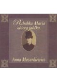 Prababka Maria obiera jabłka