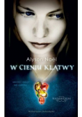 W cieniu klątwy