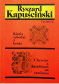 Kirgiz schodzi z konia