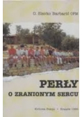 Perły o zranionym sercu