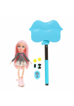 Bratz SelfieStick with Doll - Cloe