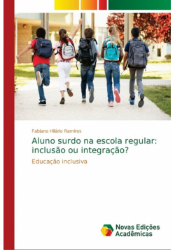 Aluno surdo na escola regular